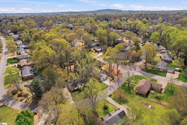 128 Paddock Drive, Greer, SC 29650