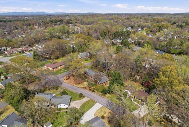 128 Paddock Drive, Greer, SC 29650