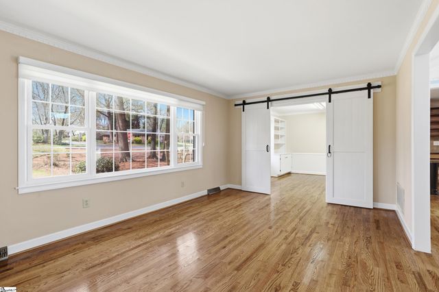 128 Paddock Drive, Greer, SC 29650