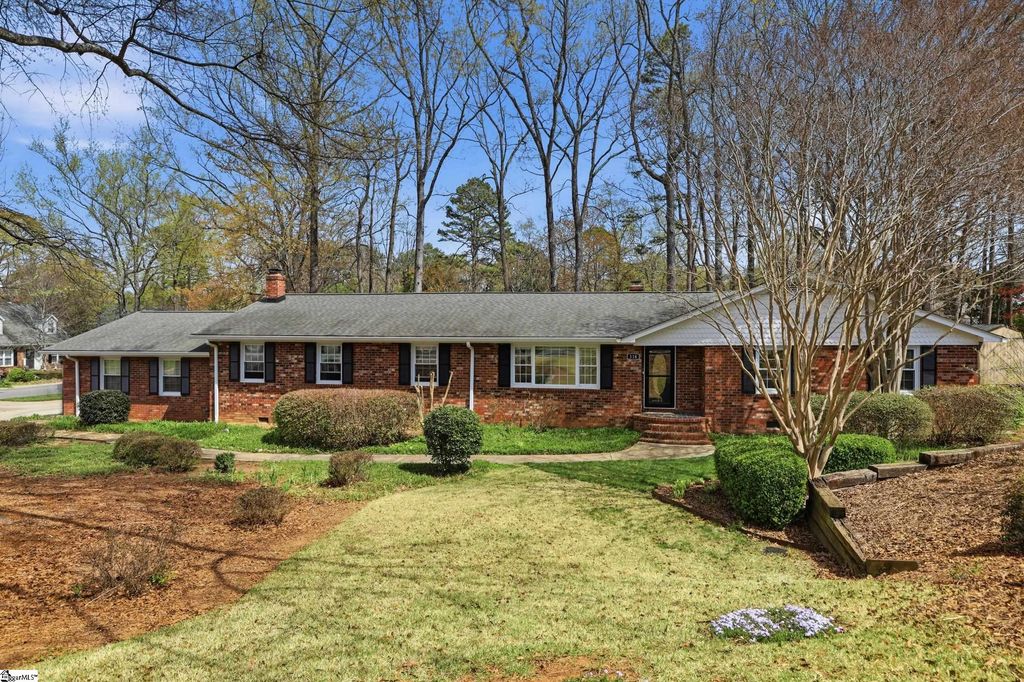 128 Paddock Drive, Greer, SC 29650