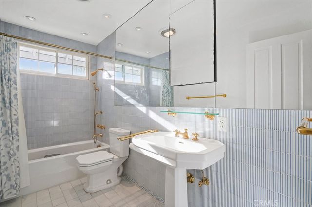 12281 Woodley Avenue, Granada Hills, CA 91344