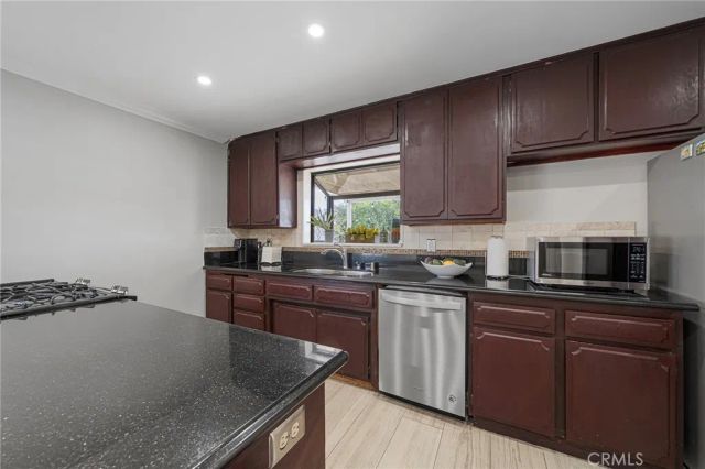 744 Ivy Street, Glendora, CA 91740