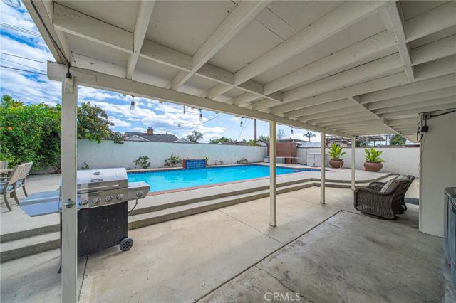 744 Ivy Street, Glendora, CA 91740