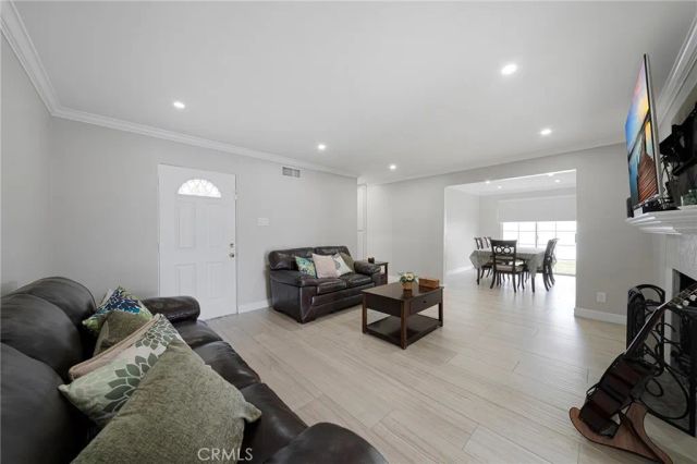 744 Ivy Street, Glendora, CA 91740