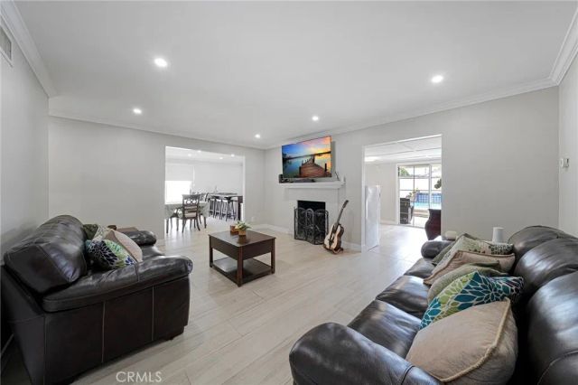 744 Ivy Street, Glendora, CA 91740