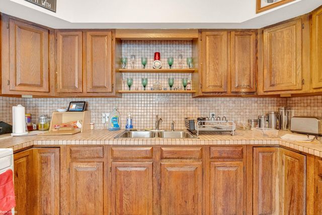 2049 Henry Street, Port Huron, MI 48060