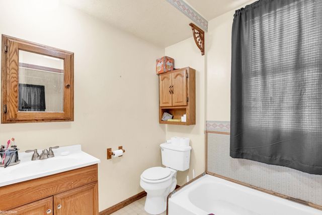 2049 Henry Street, Port Huron, MI 48060