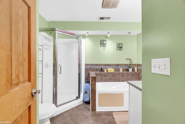 2049 Henry Street, Port Huron, MI 48060