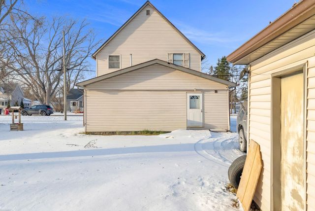 2049 Henry Street, Port Huron, MI 48060