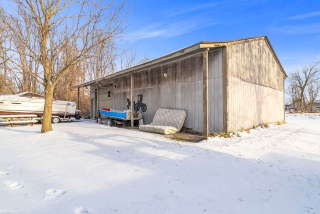 2049 Henry Street, Port Huron, MI 48060