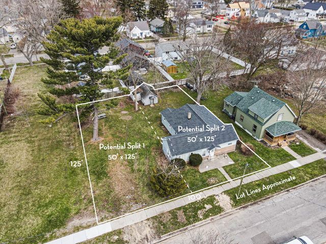 319 Fruit Street, South Haven, MI 49090