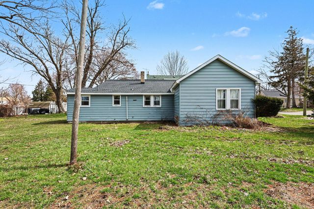 319 Fruit Street, South Haven, MI 49090