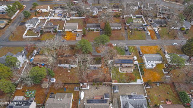 58 Flipper Avenue, Manahawkin, NJ 08050