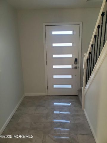58 Flipper Avenue, Manahawkin, NJ 08050