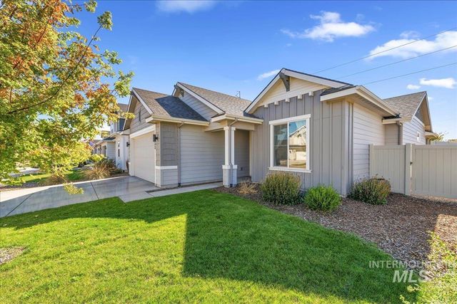 5433 W Riva Capri, Meridian, ID 83646