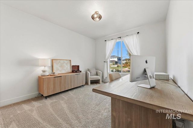 5433 W Riva Capri, Meridian, ID 83646