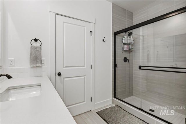 5433 W Riva Capri, Meridian, ID 83646