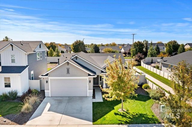 5433 W Riva Capri, Meridian, ID 83646