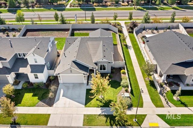5433 W Riva Capri, Meridian, ID 83646
