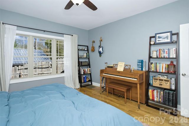 57 Alabama Avenue, Asheville, NC 28806