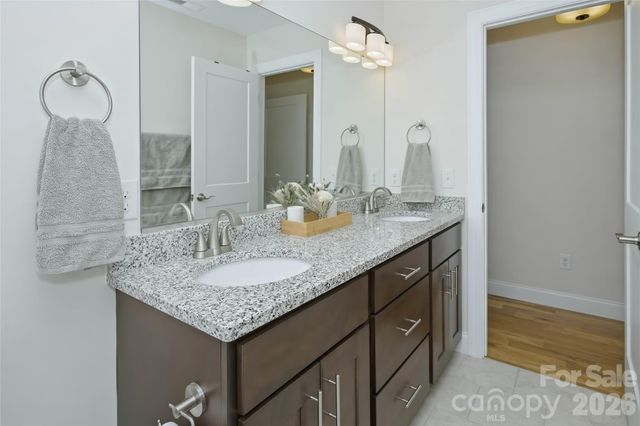 57 Alabama Avenue, Asheville, NC 28806