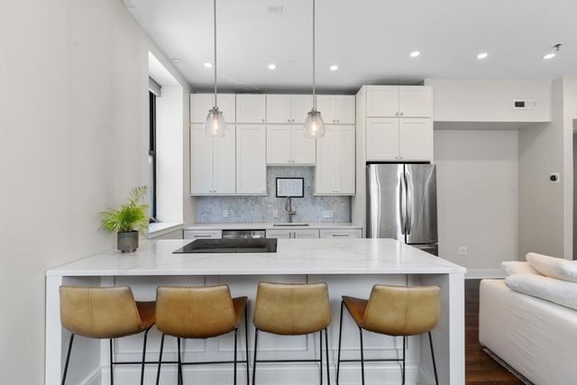 5 Appleton St 2D, Boston, MA 02116