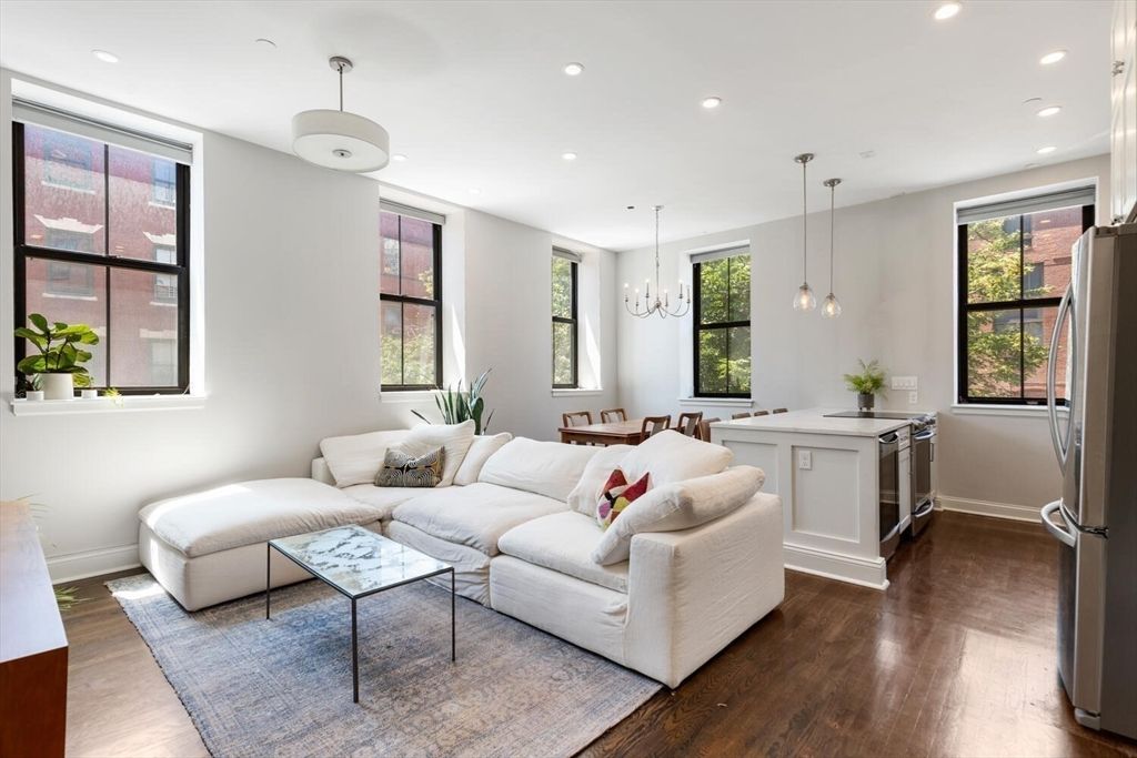 5 Appleton St 2D, Boston, MA 02116