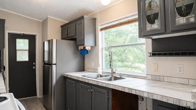 4050 CR 4316, Larue, TX 75770