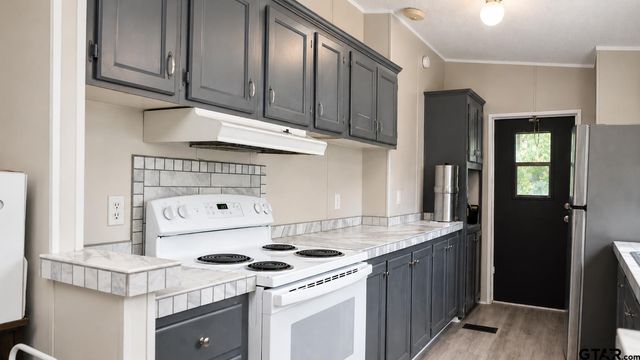 4050 CR 4316, Larue, TX 75770