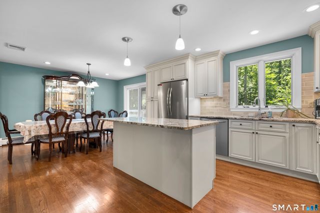 7 Williams Drive, Prospect, CT 06712