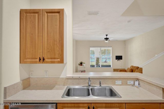 236 N Airport Road, New Smyrna Beach, FL 32168