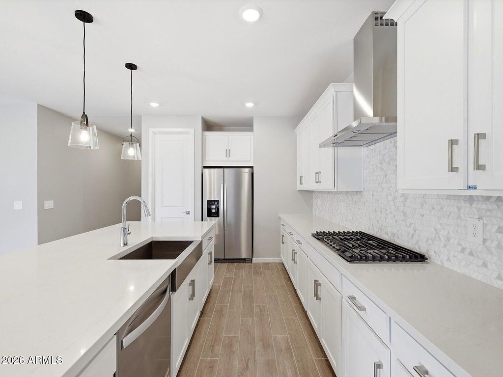15816 W HONEYSUCKLE Drive, Surprise, AZ 85387 — photo 4