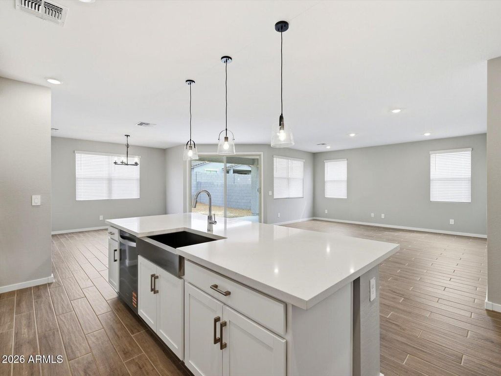 15816 W HONEYSUCKLE Drive, Surprise, AZ 85387 — photo 5