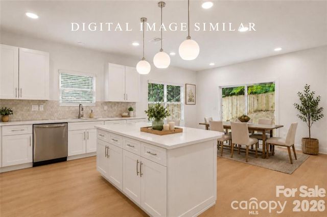 9326 Horseshoe Bend Drive, Charlotte, NC 28215
