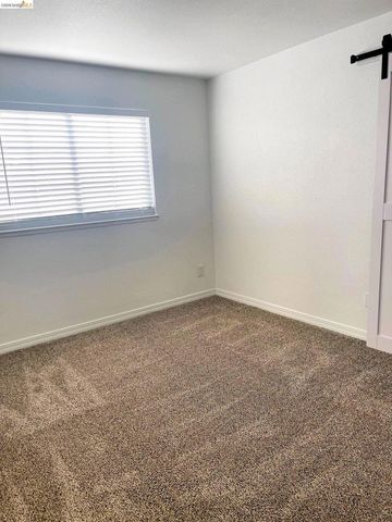 2117 Mark Twain Dr, Antioch, CA 94531