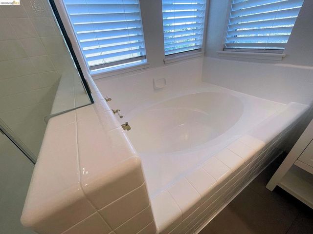 2117 Mark Twain Dr, Antioch, CA 94531