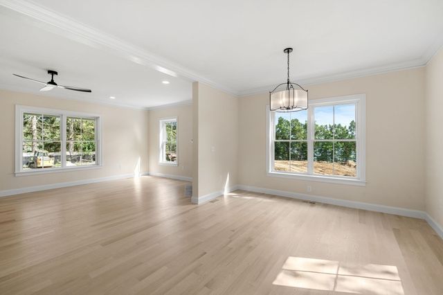 2 Violet Way, Westford, MA 01886