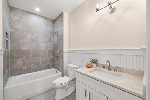 2 Violet Way, Westford, MA 01886