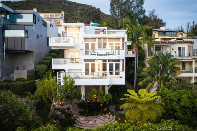 1061 Skyline, Laguna Beach, CA 92651