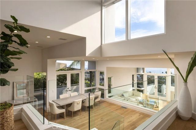 1061 Skyline, Laguna Beach, CA 92651