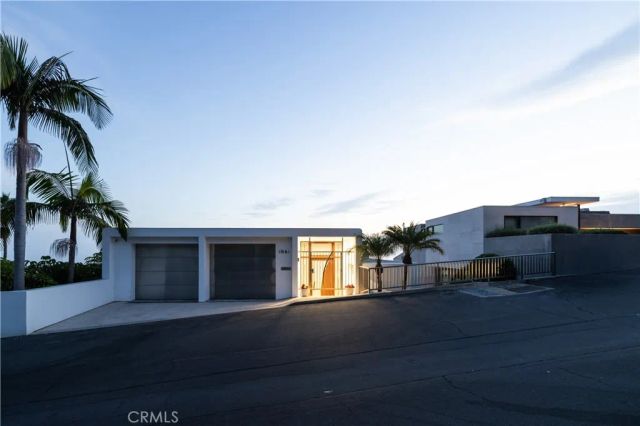 1061 Skyline, Laguna Beach, CA 92651