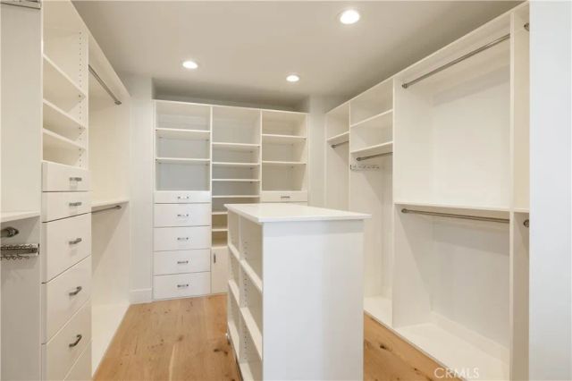 1061 Skyline, Laguna Beach, CA 92651