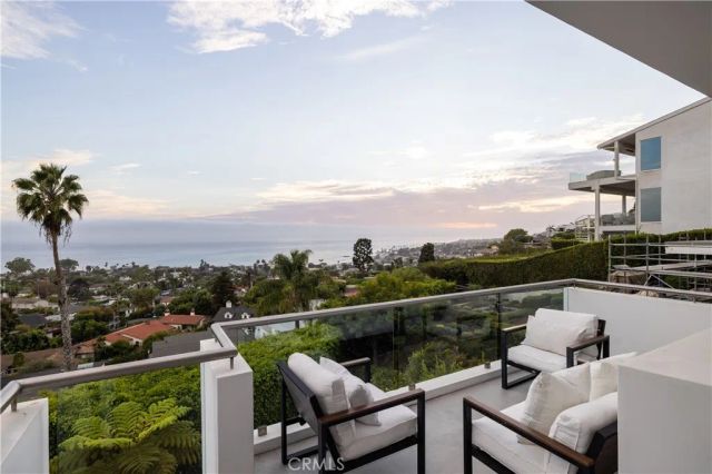 1061 Skyline, Laguna Beach, CA 92651