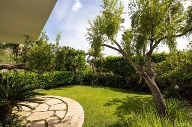 1061 Skyline, Laguna Beach, CA 92651