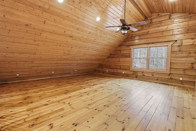 96 Sarvis Ridge Rd, Normandy, TN 37360