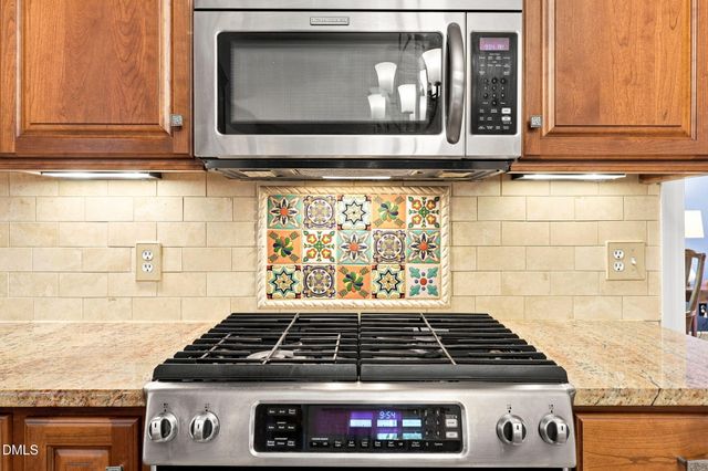 102 Robert Hunt Drive, Carrboro, NC 27510