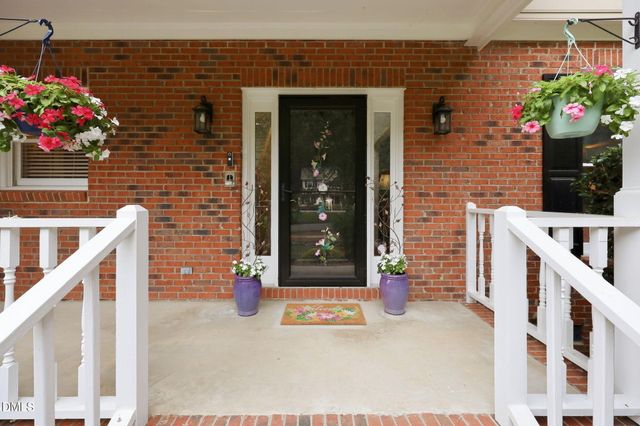 102 Robert Hunt Drive, Carrboro, NC 27510