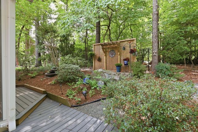 102 Robert Hunt Drive, Carrboro, NC 27510