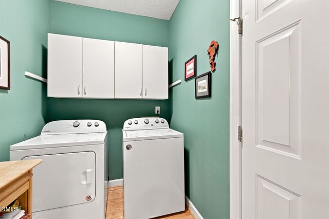 102 Robert Hunt Drive, Carrboro, NC 27510