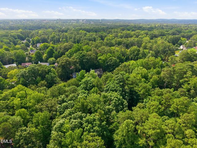 102 Robert Hunt Drive, Carrboro, NC 27510